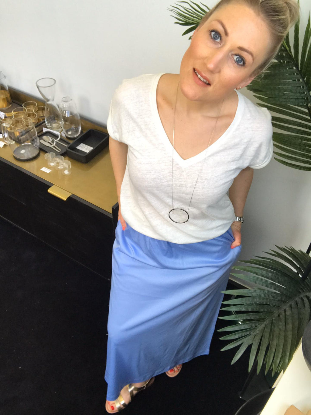 Dutchess - sunny blue skirt