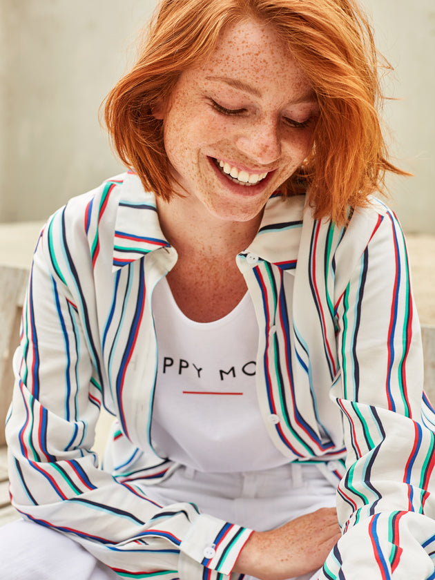 Hampton Bays white t-shirt happy moon