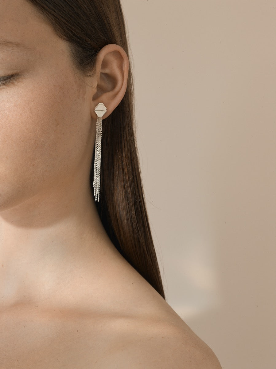 Lore Van Keer - icons enfold earring 08 silver