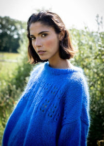 Made By Vest - sweater marcelle cobalt blue