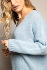 Wearable Stories - mary light blue knit pull