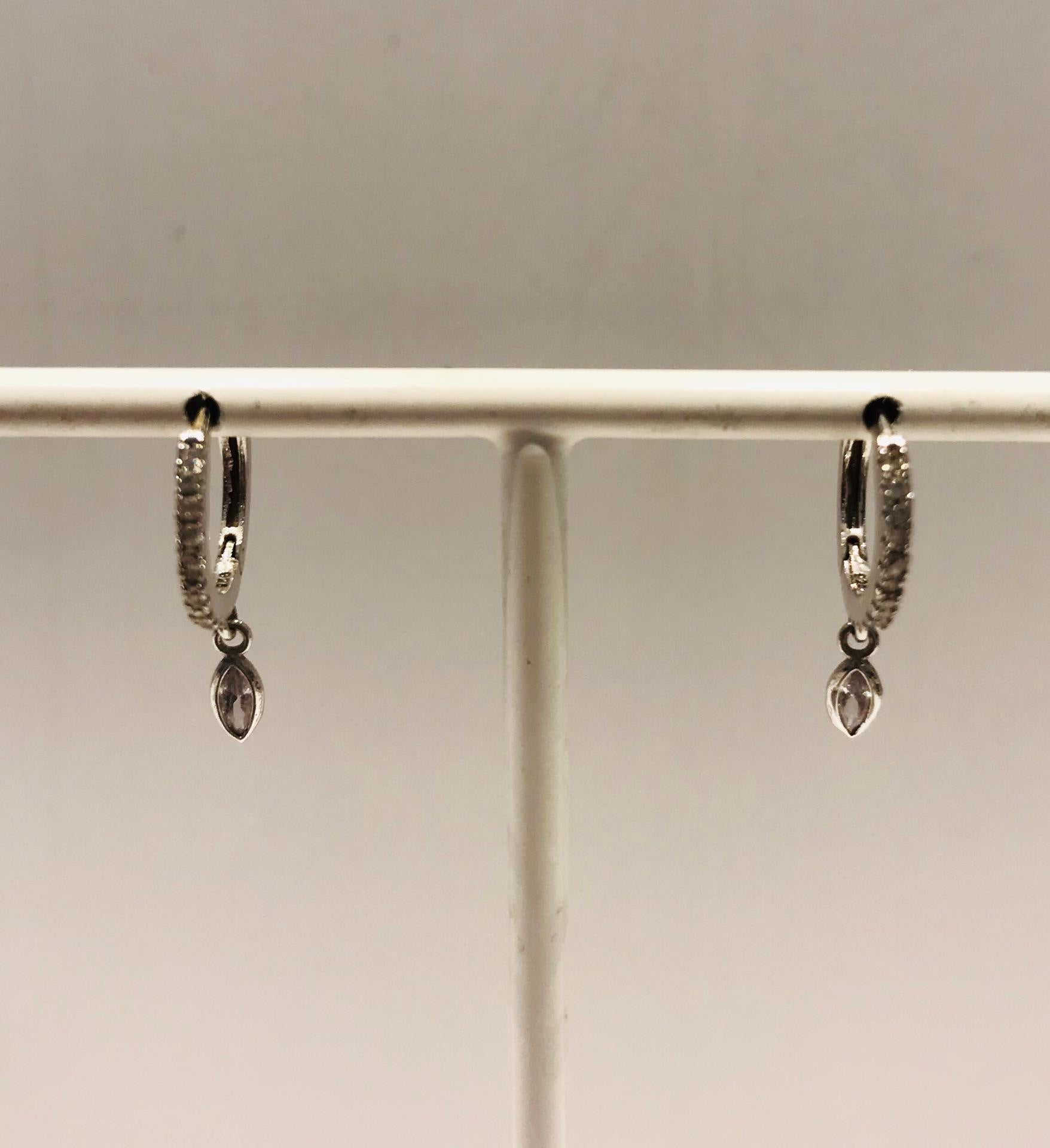 Small silver creole earrings with zirconia and pendant by SAM&CEL.