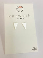 Gold plated or silver (sterling silver 925) triangle stud earrings by the Belgian brand Katwalk Silver. 