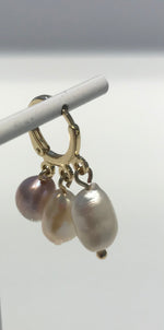 SAM&CEL goldplated hoops with 3 freshwater pears