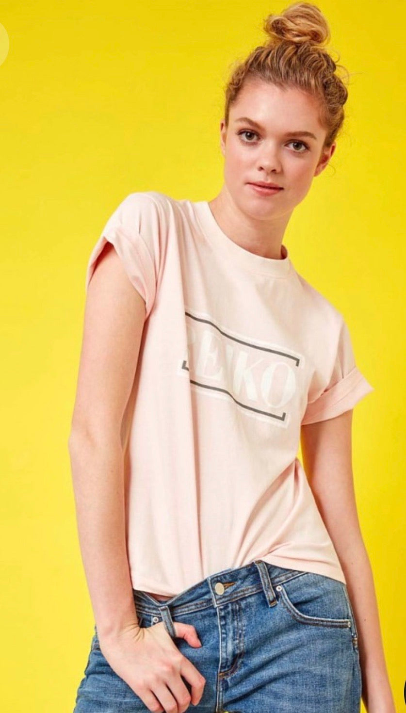 Reiko t-shirt Travis Brand zweet pink