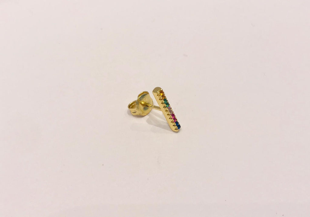 Gold plated bar studs with crystals by SAM&CEL.