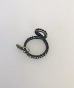 Wouters & Hendrix - oxidized silver ring with loop and pattern