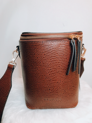 NEUVILLE - cube bag grain leather
