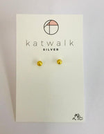 Gold plated sterling silver 925 ball stud earrings by the Belgian brand Katwalk Silver. 