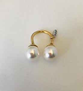 Wouters & Hendrix - gold plated ring with 2 crystal pearls