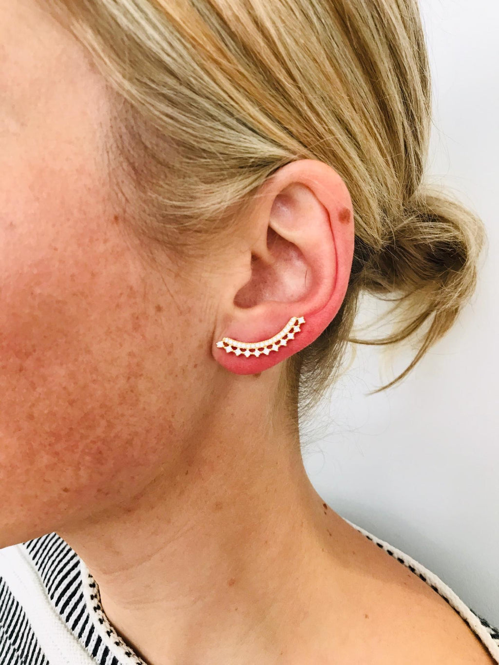 Gold plated zirconia earrings by SAM&CEL. 