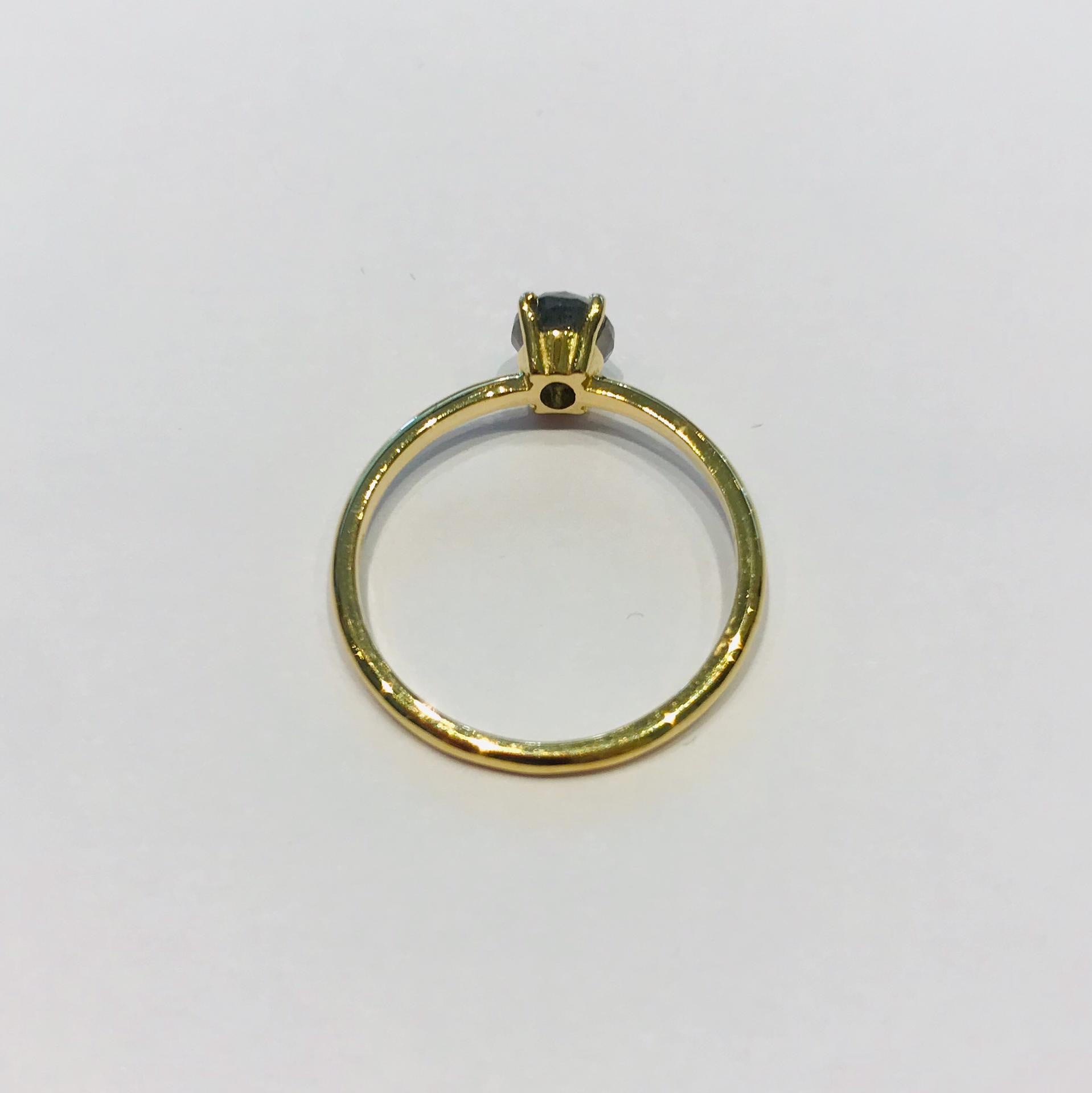 Lore Van Keer - 18K yellow gold ring PUR01 AUGG